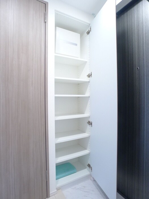物件内観写真19　(靴箱)