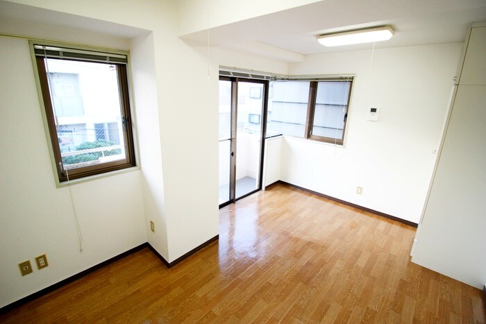 物件内観写真13　(居室)