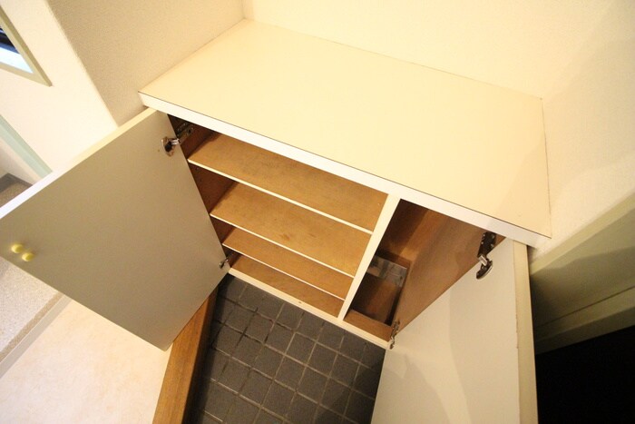 物件内観写真18　(靴箱)