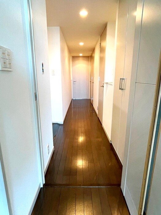 物件内観写真19　(廊下)