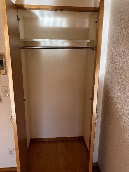 物件内観写真8　(収納)