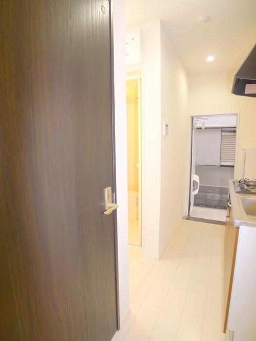 物件内観写真19　(廊下)