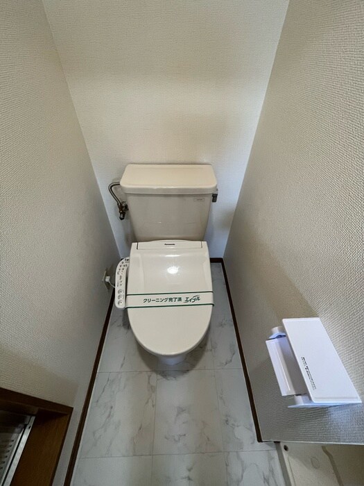 物件内観写真15　(トイレ)