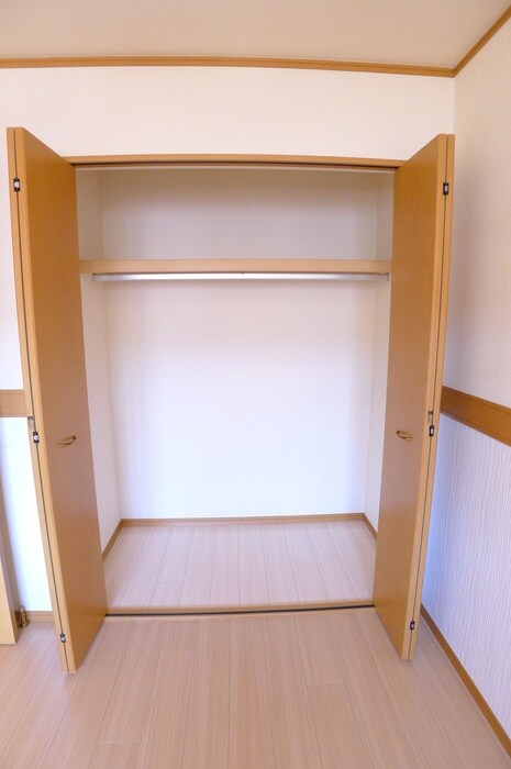 物件内観写真13　(収納)