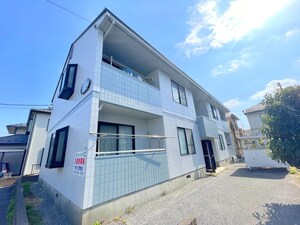 チェリーハイツC外観写真