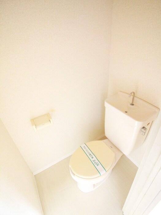 物件内観写真15　(トイレ)