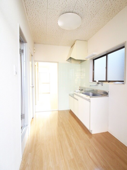 物件内観写真19　(廊下)