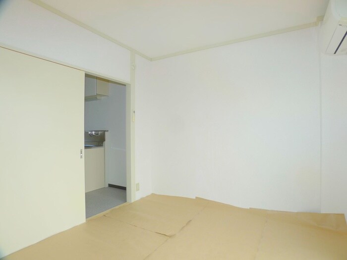 物件内観写真11　(居室)