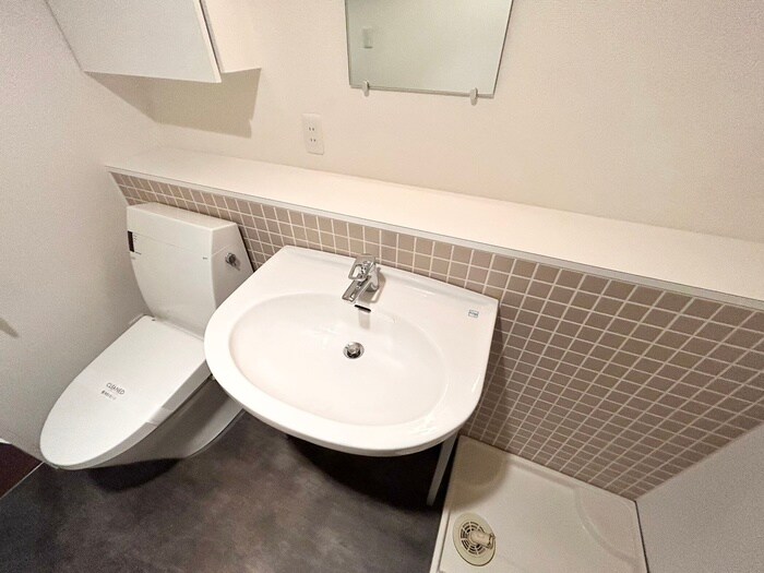 物件内観写真11　(洗面)