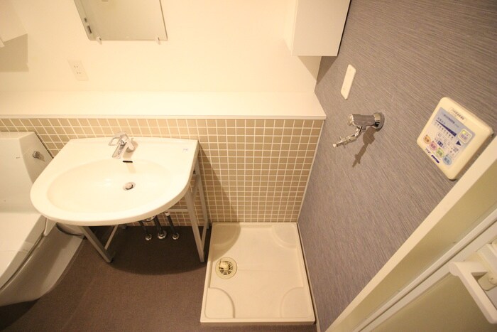 物件内観写真12　(洗濯機置場)