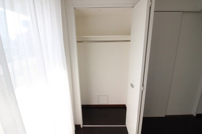 物件内観写真13　(収納)