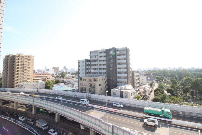 物件内観写真22　(室内からの展望)