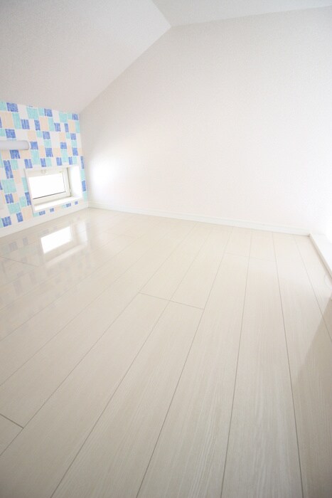 物件内観写真11　(ロフト)