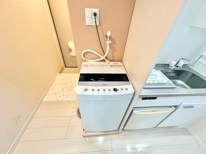 物件内観写真14　(洗濯機置場)