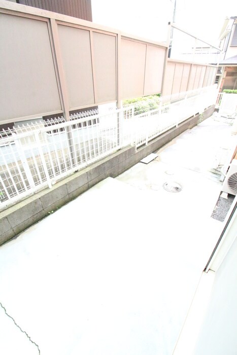 物件内観写真21　(室内からの展望)