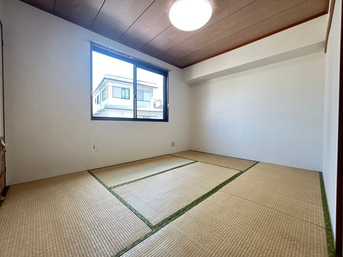 物件内観写真9　(居室)