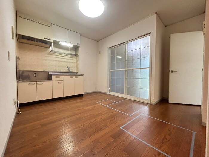 物件内観写真10　(居室)