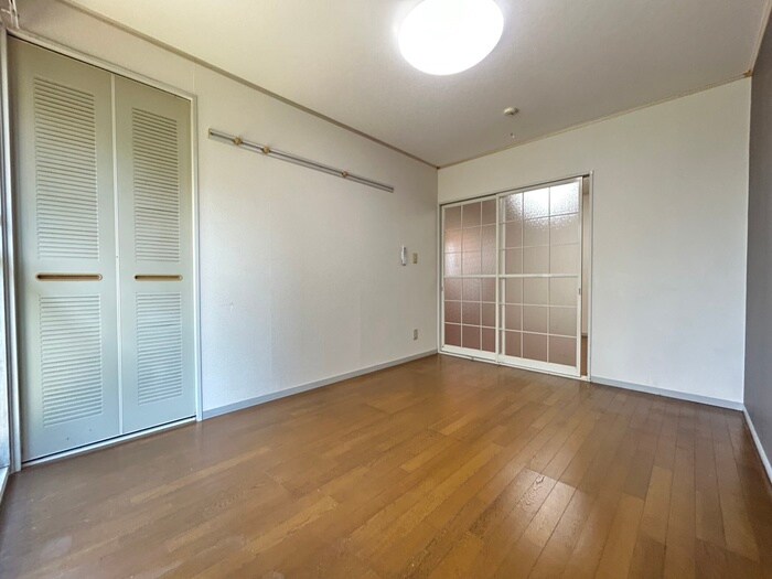 物件内観写真12　(居室)