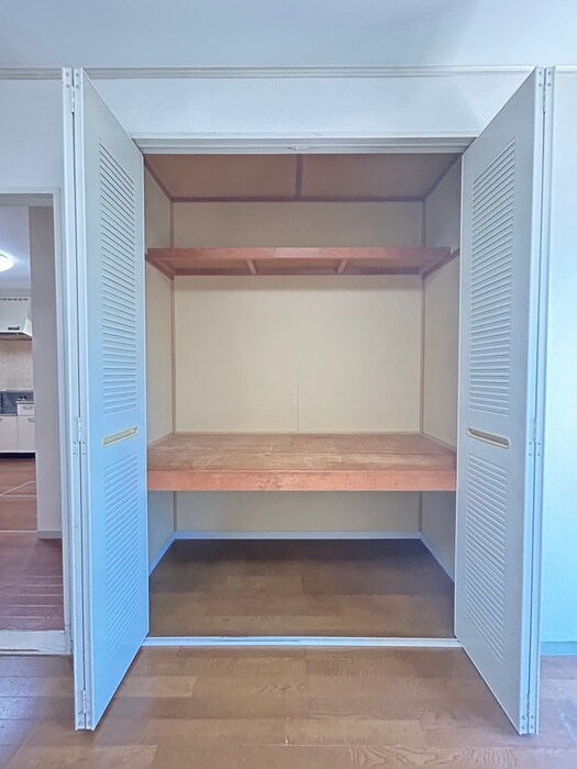 物件内観写真21　(収納)