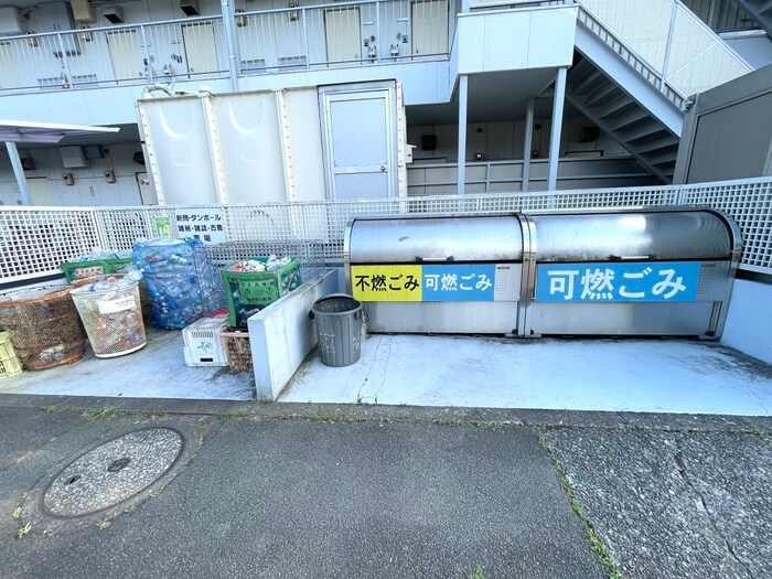 物件外観写真6　(建物設備)