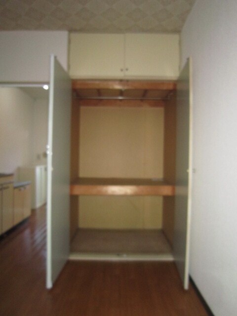 物件内観写真11　(収納)