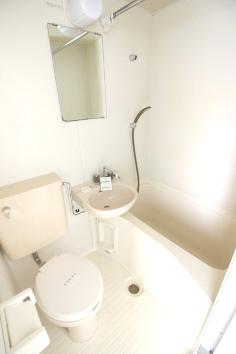 物件内観写真15　(トイレ)