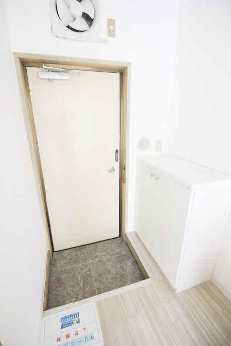 物件内観写真20　(廊下)