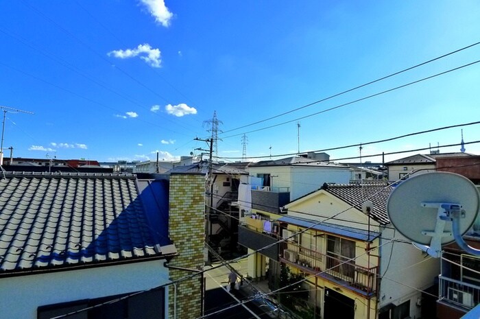 物件内観写真22　(室内からの展望)