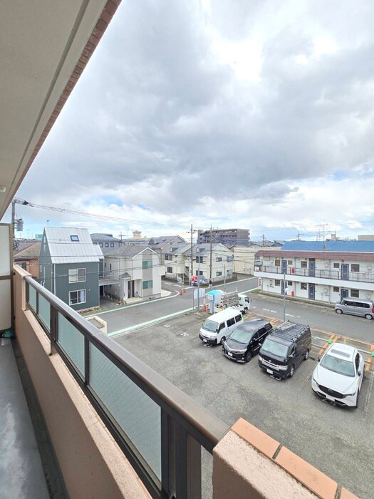 物件内観写真16　(室内からの展望)