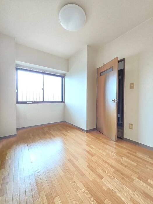 物件内観写真17　(居室)