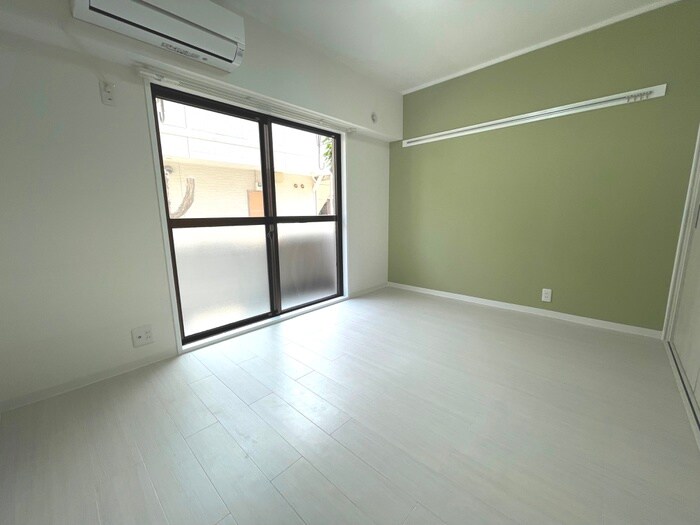 物件内観写真6　(居室)