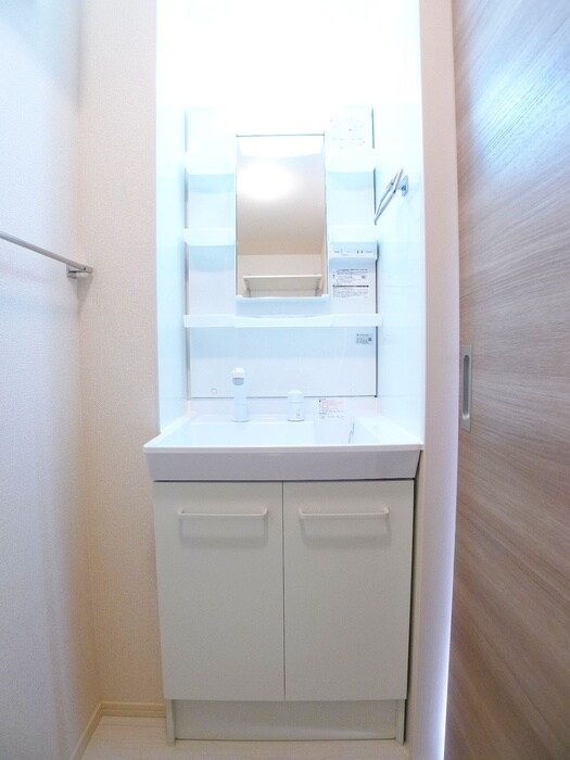 物件内観写真15　(洗面)