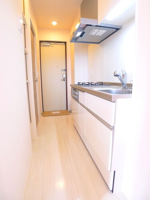 物件内観写真17　(玄関)