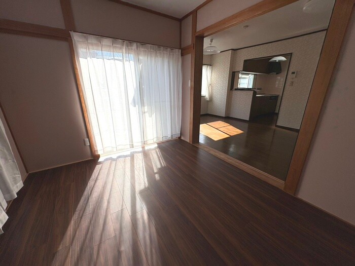 物件内観写真7　(居室)