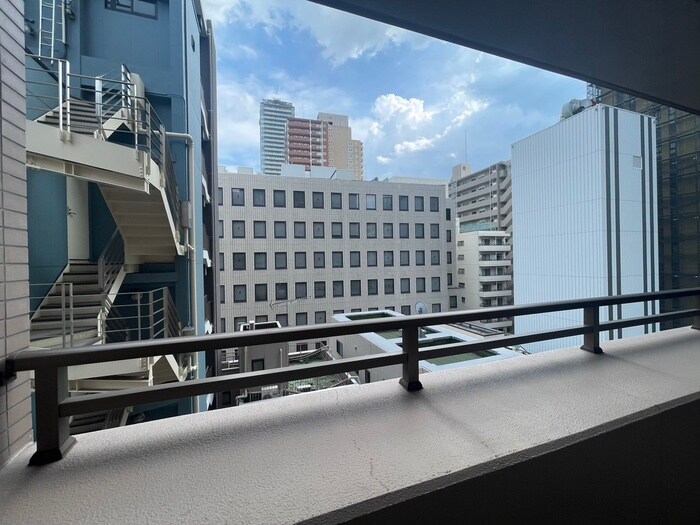 物件内観写真19　(室内からの展望)