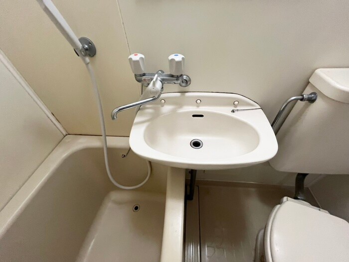 物件内観写真12　(洗面)