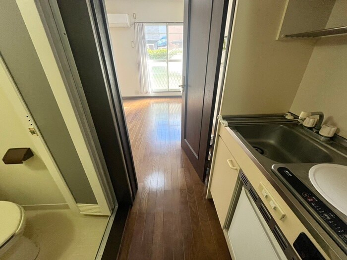 物件内観写真14　(廊下)