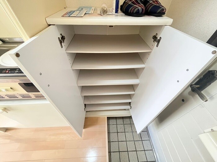 物件内観写真19　(靴箱)