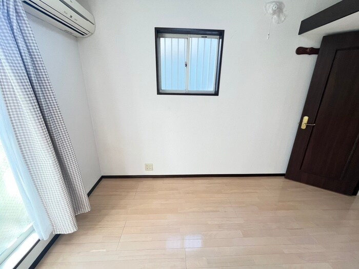 物件内観写真22　(居室)