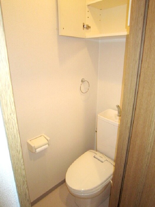 物件内観写真14　(トイレ)