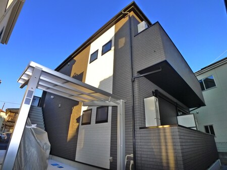 Amour　East外観写真