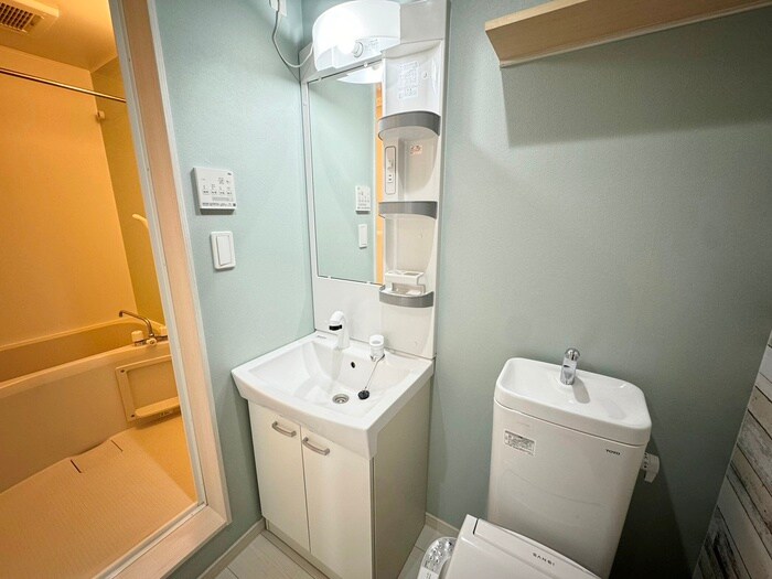 物件内観写真15　(洗面)