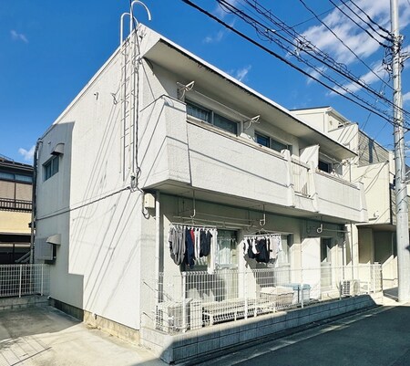 ホワイトマンション外観写真