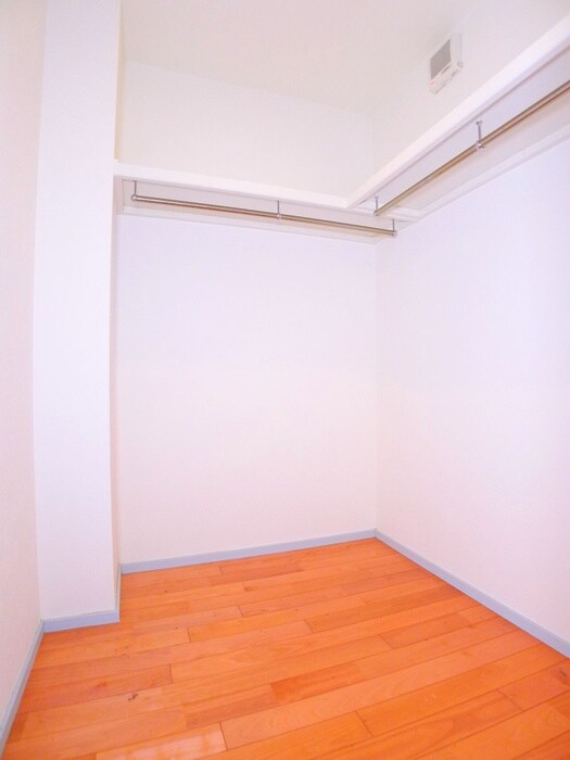 物件内観写真11　(収納)