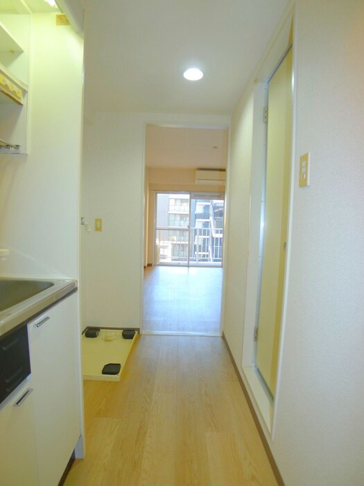 物件内観写真19　(廊下)