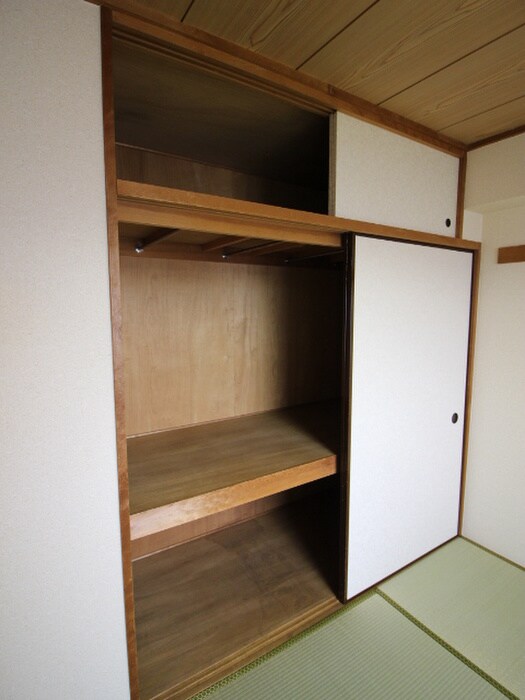 物件内観写真8　(収納)