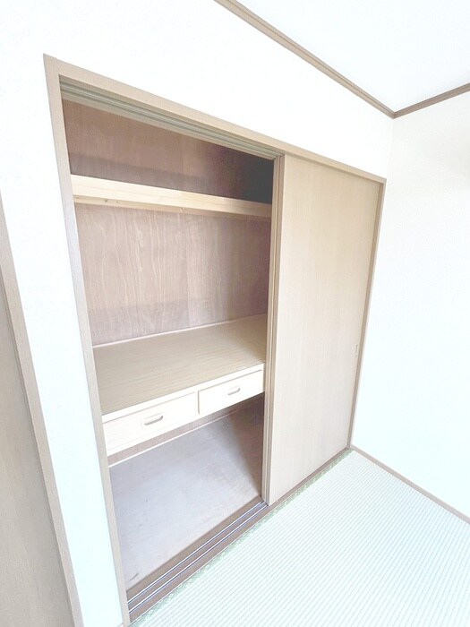 物件内観写真11　(収納)