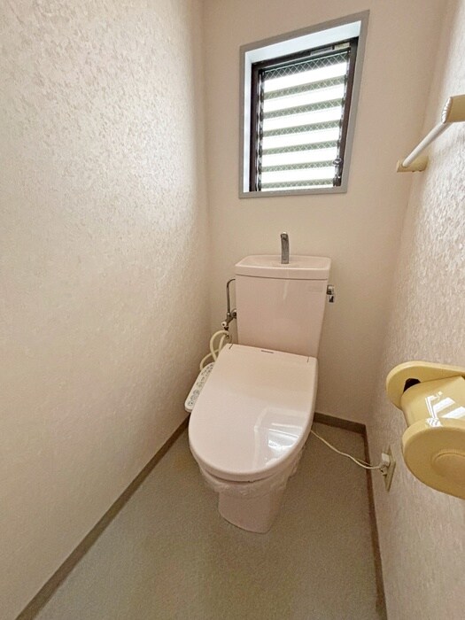 物件内観写真11　(トイレ)