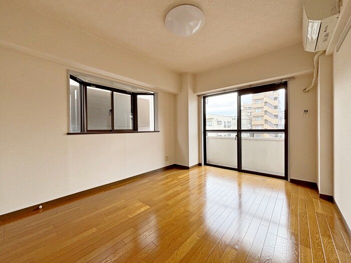 物件内観写真15　(居室)