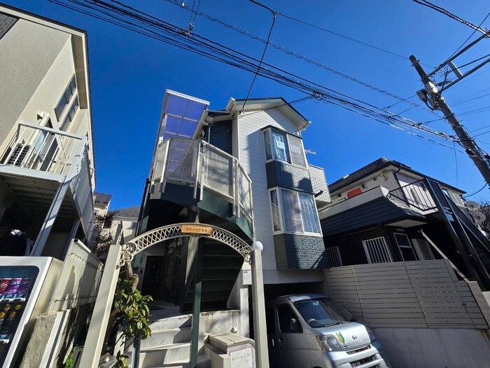 物件外観写真6　(エントランス部分)